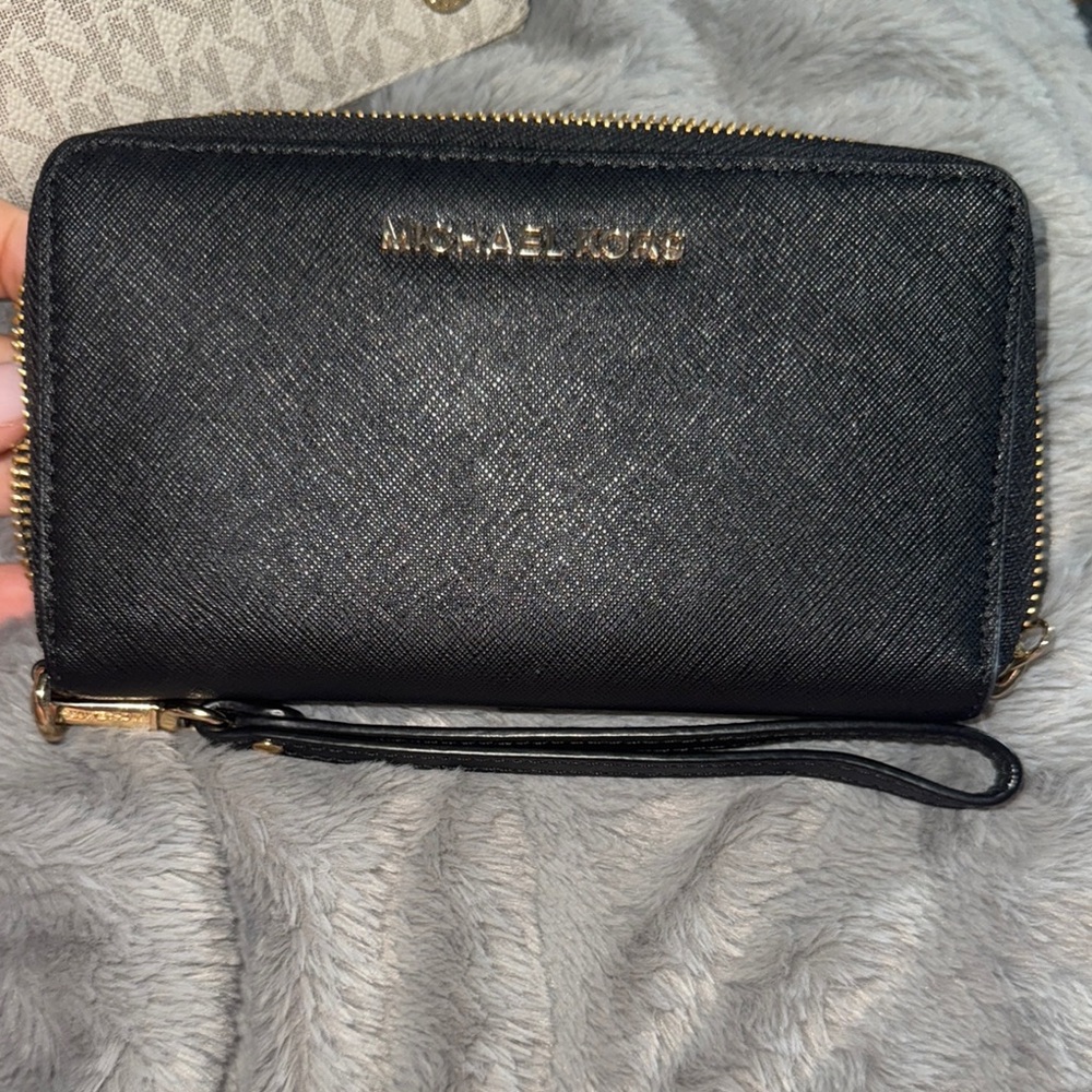 Michael Kors Black Wristlet Wallet